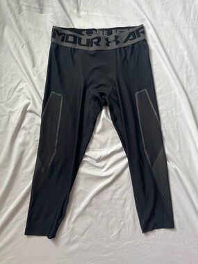 Under Armour Men’s Black Compression Tights with Gray Waistband